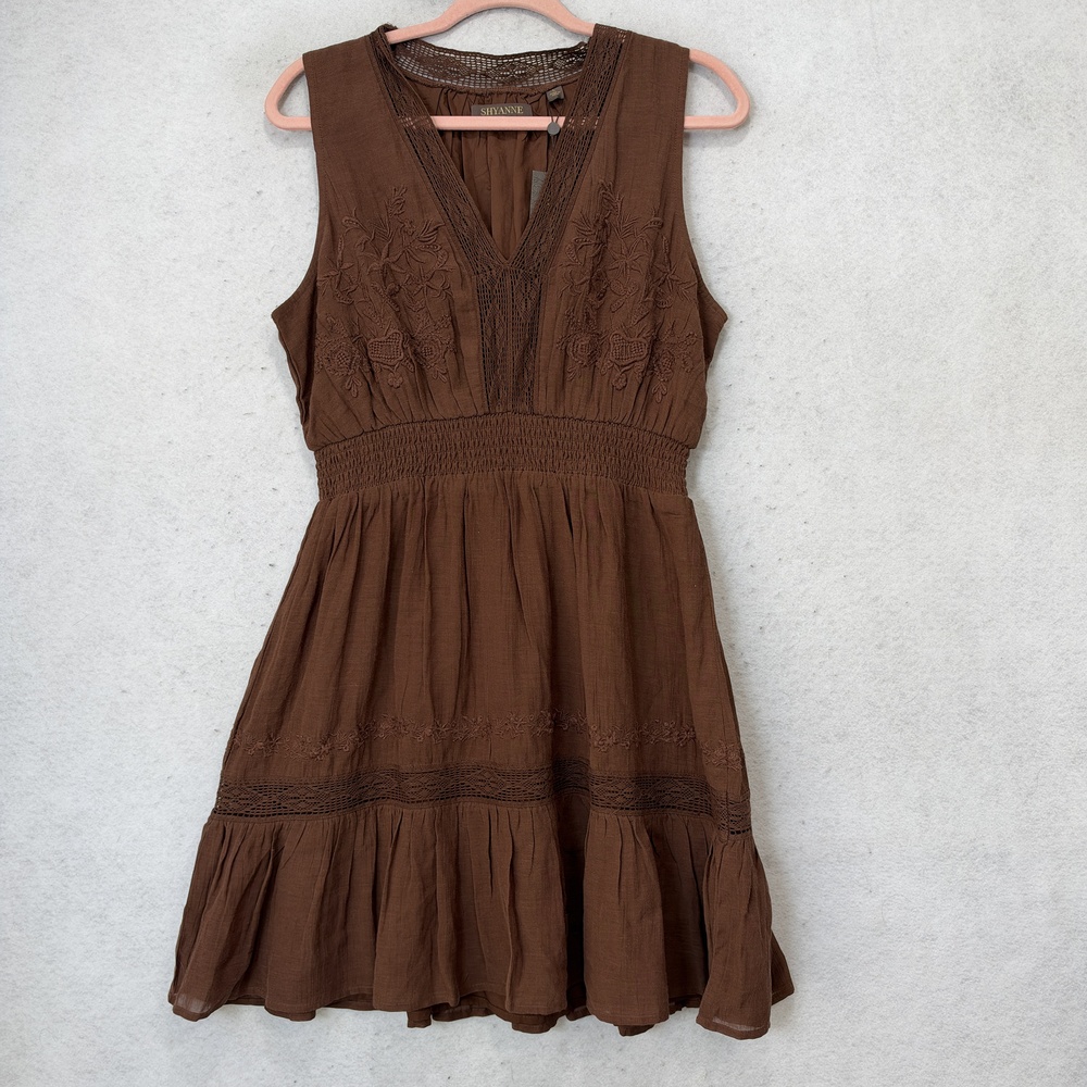 Shyanne Dress Womens Large Brown Embroidered Smocked Sleeveless Sundress Boho